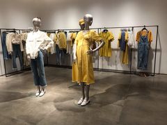 -URBAN REVIVO(西安Momopark店)
