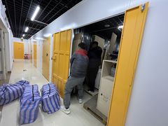 -安东易迷你自助仓储寄存仓库(草桥店)