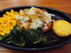 蒜香鸡排配法兰克福烤肠-萨莉亚意式餐厅(万嘉商业广场店)