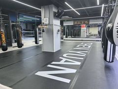 -臻元搏击格斗泰拳拳馆(港隆店)