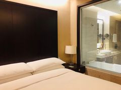 -上海龙之梦万丽酒店