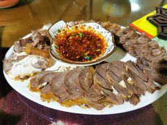 卤牛肉-五彩雪域藏餐馆
