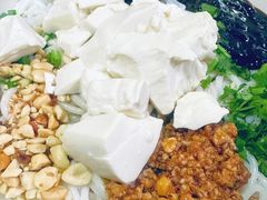 -蜗牛小馆醉乡民谣云南菜(惠新西里店)