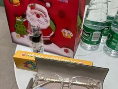 -GOOMI久米眼镜·蔡司·依视路·明月官方授权店(龙德紫金店)