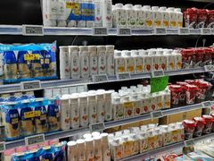-中百仓储超市有限公司(越秀星汇维港店)