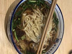 -镇南锅盖面馆(解放路店)