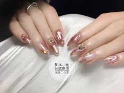 -米小兔美甲美睫