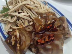 -鲁南仔·滕州炒鸡(经三路店)
