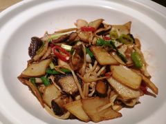 菌菇小炒皇-西北45°(世茂广场店)