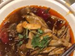 -渝信川菜 · 川味家常菜(财富购物中心店)