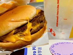 -麦当劳(金山红星美凯龙DT店)