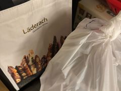 -Laderach 莱德拉(上海环贸iapm店)