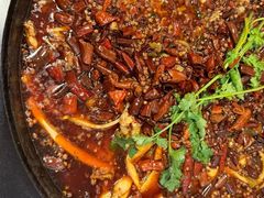 -鸿顺老铁锅美蛙鱼府(解放碑店)