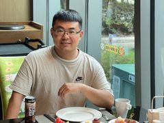 -筠咖啡西餐厅(上海国展宝龙丽筠酒店)