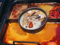 -老牌坊云南鱼豆花火锅(哈西万达店)