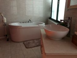 -悦芳庭美肤美体品牌集合店