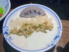 -肖四女乐山跷脚牛肉(南汇大学城生活广场店)