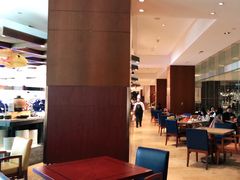大堂-怡咖啡海鲜自助餐厅(浦东香格里拉店)