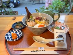 -啢啢茶寮(芳华横街店)