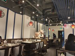 大堂-尚尚仙·酸汤猪手·猪肚鸡火锅(华联万柳购物中心店)