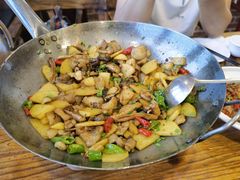 -老唐三下锅 ·张家界地标美食(溪布街店)