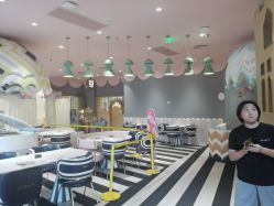 -奈尔宝·儿童乐园·亲子餐厅(前滩店)
