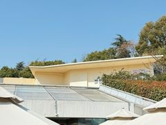 -UNI UNI(环亚凯瑟琳店)