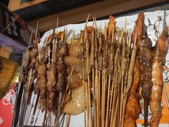 -三兄弟灰太狼烧烤.龙虾烤鱼(上海交大店)