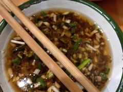 -拈签一笑黄牛肉辣卤串串