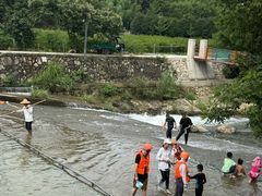 -雅鲁激流探险漂流