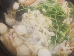 -丽虹云南过桥米线(兴工街店)