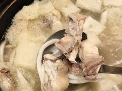 -东椰·海南椰子鸡火锅(朝阳门店)