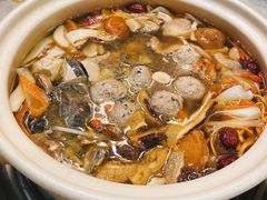 野生菌汤锅-大理董·董家小厨野生菌火锅(古城旗舰店)