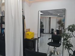 -V7 HAIR SALON