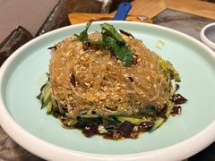 -锅老头海鲜铁锅炖