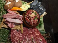-山川小町·极番烧肉(新地假日广场店)