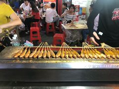 -吉庆街美食广场