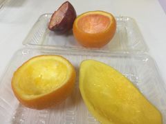 -志龙皇冠吃货椰子铺