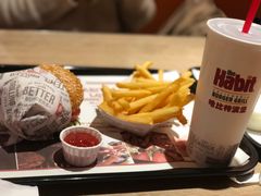 -The Habit Burger Grill 哈比特汉堡(复兴soho店)