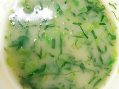 青菜汤-船屋葡国餐厅