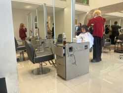 -摩登时代美发沙龙