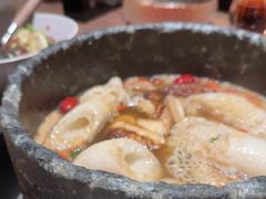 野生菌石锅土鸡-蘑界·野生菌火锅(深业上城店)