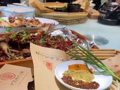 -丁里羊肉小镇(天鹅湖总店)