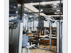 -豪逸健体(中骏广场店)