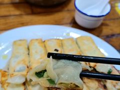 锅贴-三羊居食府(文艺路店)