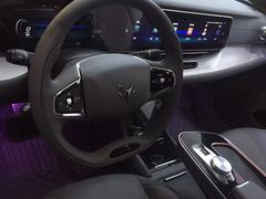 -ARCFOX极狐(世纪金源店)