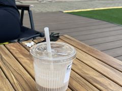 -本来不该有·鲜果咖啡(大梅沙店)