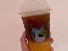 闪光橙橙冰萃咖啡-瑞幸咖啡(云密城J栋店)