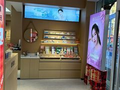 -爱视眼镜(贵州路店)