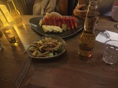 -FOUR PLAY BAR